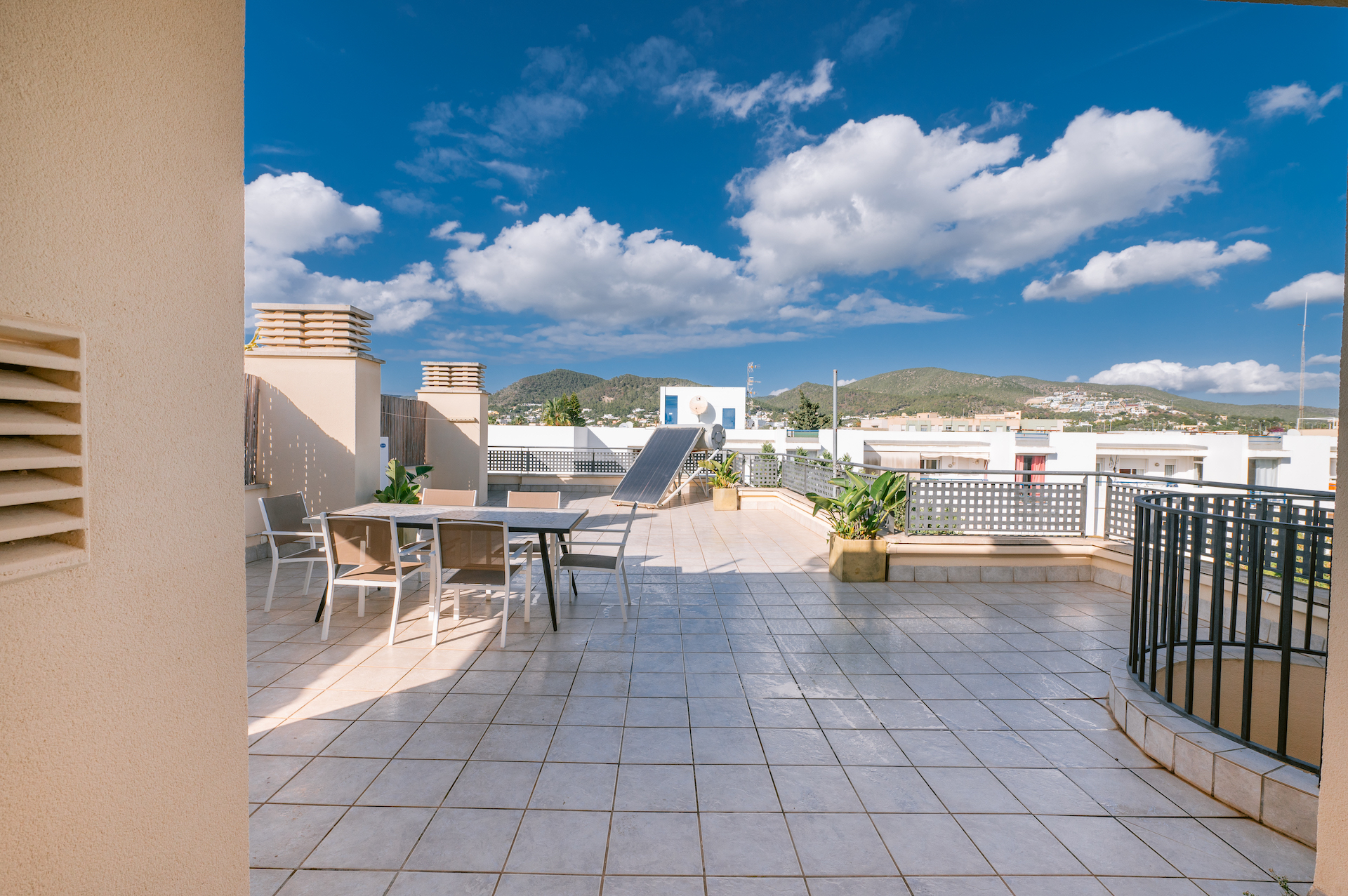 Resa Estates Ibiza te koop sale es vive apartment roof terrace terrace 4.JPG